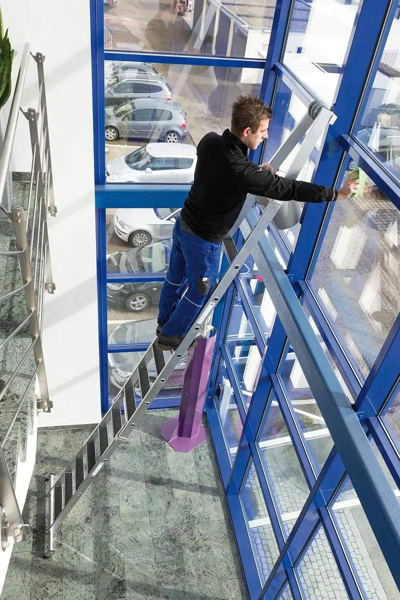 Glasreinigerleitern und Spitzleitern